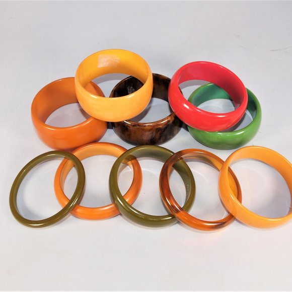 Vintage Bakelite Butterscotch Bangle - Picture 2 of 4